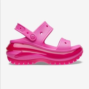 CROCS MEGA CRUSH SANDAL “JUICE” sz6W and 8W